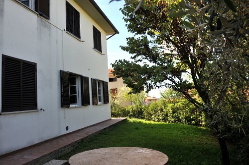 Holiday House Aurora Кортона Экстерьер фото